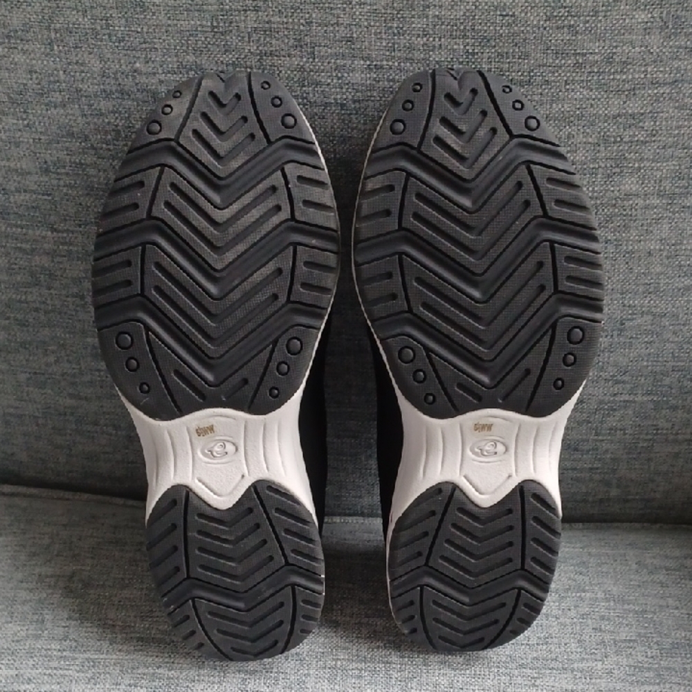 Easy Spirit Black and Purple Slip-On Sneakers - Picture 4 of 6